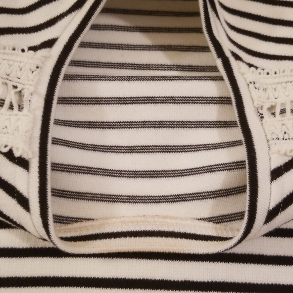 Rachel Roy Open Back Crop💙 - Picture 6 of 8